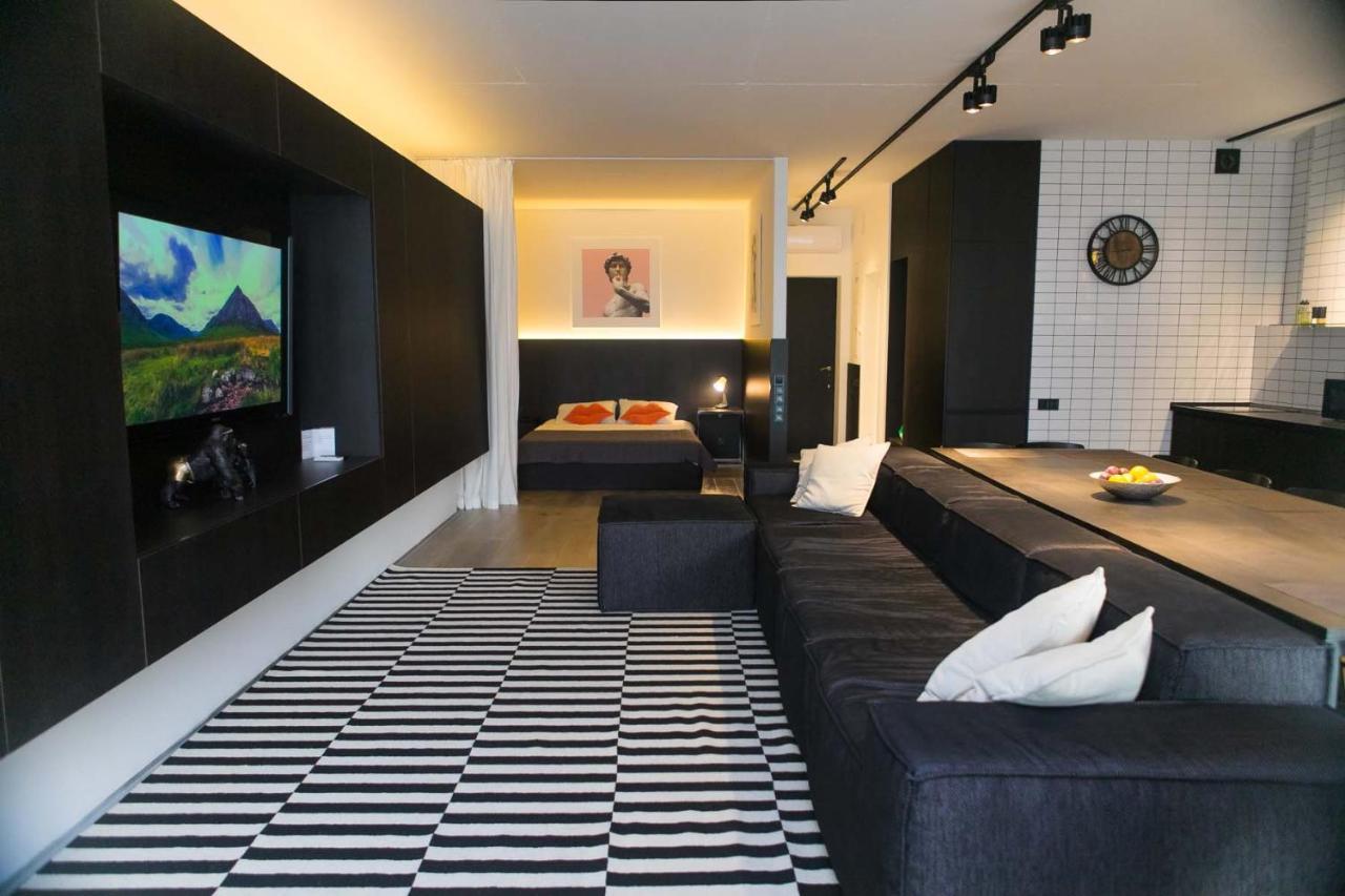 Stylish 1 Bedroom Studio Near Most City Ντνιπροπετρόφσκ Εξωτερικό φωτογραφία